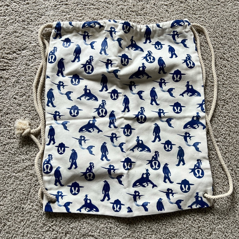 Lululemon Seawheeze Bag